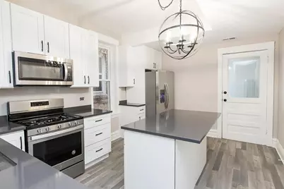 2934 N Sawyer Avenue, Chicago, IL 60618 - Photo 5