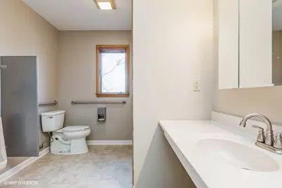 1700 S Eastwood Drive, Woodstock, IL 60098 - Photo 9