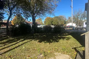 1901 Elim Ave, Zion, IL 60099 - Photo 15