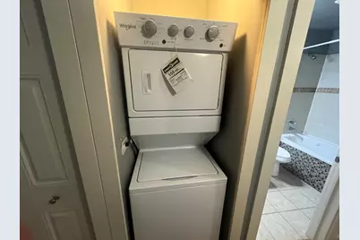 4956 S Vincennes Avenue #1W, Chicago, IL 60615 - Photo 13