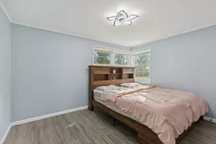 8846 Austin Ave, Morton Grove, IL 60053 - Photo 13