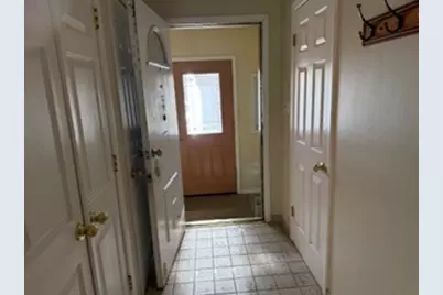 510 Shadywood Lane, Elk Grove Village, IL 60007 - Photo 7