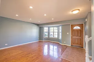 1305 Spalding Dr, Mundelein, IL 60060 - Photo 3