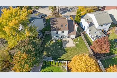 1305 Spalding Drive, Mundelein, IL 60060 - Photo 23