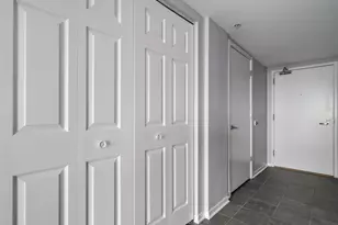 1640 Maple Ave, Evanston, IL 60201 - Photo 3