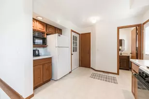 120 Evans Ave, Dekalb, IL 60115 - Photo 7