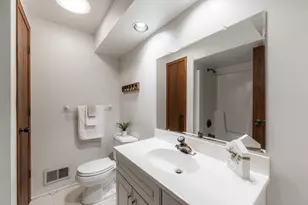 120 Evans Ave, Dekalb, IL 60115 - Photo 15