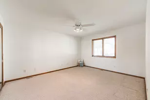 120 Evans Ave, Dekalb, IL 60115 - Photo 9