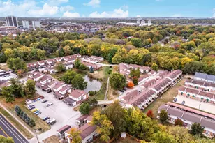 105 E Lincoln St, Normal, IL 61761 - Photo 7