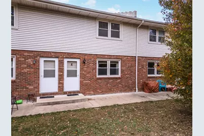 105 E Lincoln Street #K, Normal, IL 61761 - Photo 9