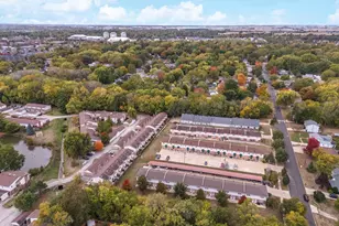 105 E Lincoln St, Normal, IL 61761 - Photo 5