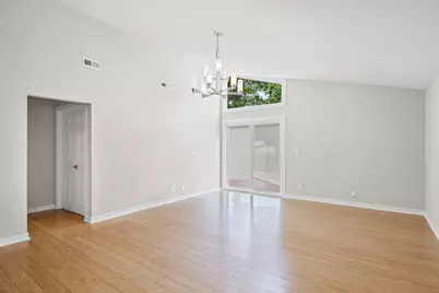 17914 W Twin Lakes Boulevard, Grayslake, IL 60030 - Photo 15