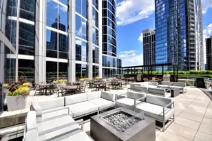 1211 S Prairie Ave, Chicago, IL 60605 - Photo 19