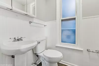 2335 W School Street, Chicago, IL 60618 - Photo 17