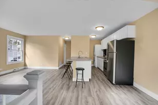 488 Darlene Ln, Glendale Heights, IL 60139 - Photo 9