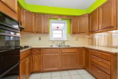 8834 S Oglesby Avenue, Chicago, IL 60617 - Photo 11