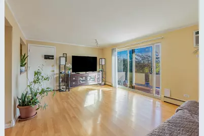 7434 W 111th Street #812, Worth, IL 60482 - Photo 3