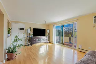 7434 W 111th St, Worth, IL 60482 - Photo 3