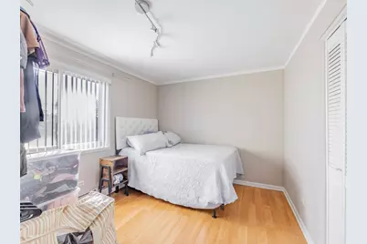 7434 W 111th Street #812, Worth, IL 60482 - Photo 11