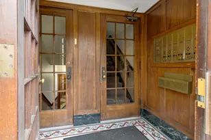 1042 Washington Blvd, Oak Park, IL 60302 - Photo 3