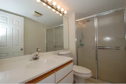 104 N Pine Avenue #302, Arlington Heights, IL 60004 - Photo 9