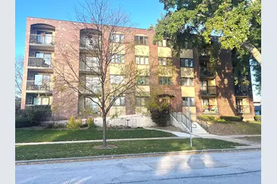 104 N Pine Avenue #302, Arlington Heights, IL 60004 - Photo 1