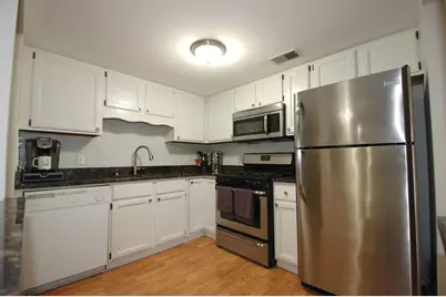 104 N Pine Avenue #302, Arlington Heights, IL 60004 - Photo 3