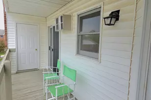 1313 Cunat Ct, Lake in the Hills, IL 60156 - Photo 29