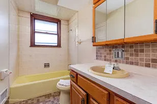 16815 Wausau Ave, South Holland, IL 60473 - Photo 19