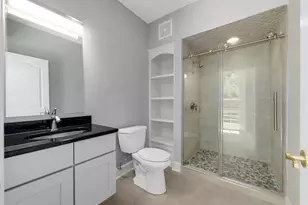 11361 W Plainfield Rd, Indian Head Park, IL 60525 - Photo 35