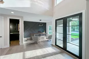 5S504 Radcliff Rd, Naperville, IL 60563 - Photo 5