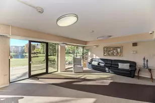 100 Lake Blvd, Buffalo Grove, IL 60089 - Photo 9