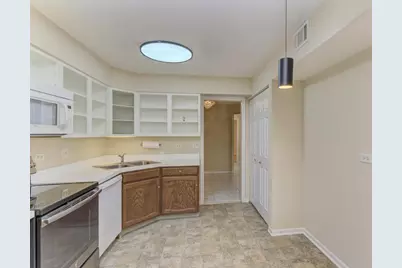 100 Lake Boulevard #603, Buffalo Grove, IL 60089 - Photo 17