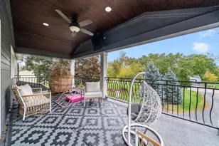 14N468 Bonnie Ln, Elgin, IL 60124 - Photo 15