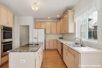 7390 Bittersweet Drive, Gurnee, IL 60031 - Photo 11