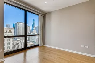 635 N Dearborn St, Chicago, IL 60654 - Photo 23