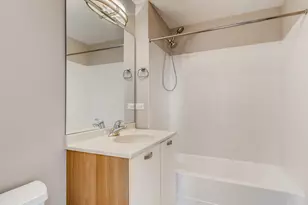 635 N Dearborn St, Chicago, IL 60654 - Photo 17