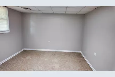 4700 Salem Court, Richton Park, IL 60471 - Photo 7