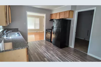 746 E 157th Street, South Holland, IL 60473 - Photo 15