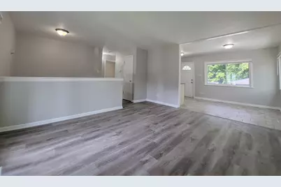 349 E Maple Drive, Glenwood, IL 60425 - Photo 5