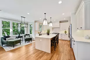 6200 Clarendon Hills Rd, Willowbrook, IL 60527 - Photo 13