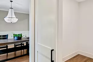 6200 Clarendon Hills Rd, Willowbrook, IL 60527 - Photo 9