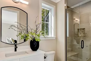 6200 Clarendon Hills Rd, Willowbrook, IL 60527 - Photo 21