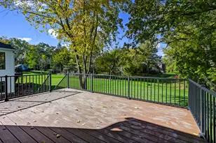 6200 Clarendon Hills Rd, Willowbrook, IL 60527 - Photo 43