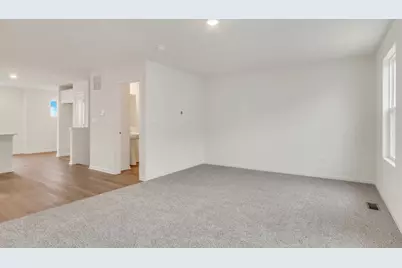 445 Lakeshore Court, Saint Charles, IL 60174 - Photo 7