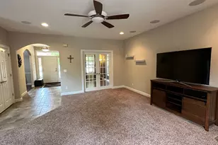 2906 Springhill Ln, Champaign, IL 61822 - Photo 7