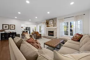 408 Delaware Cir, Bolingbrook, IL 60440 - Photo 19