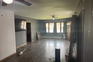 97 N Pearl St, Kankakee, IL 60901 - Photo 17