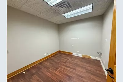 165 W 10th Street, Chicago Heights, IL 60411 - Photo 7