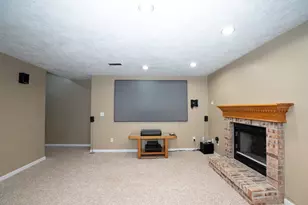 1708 Royal Pointe Dr, Bloomington, IL 61704 - Photo 29